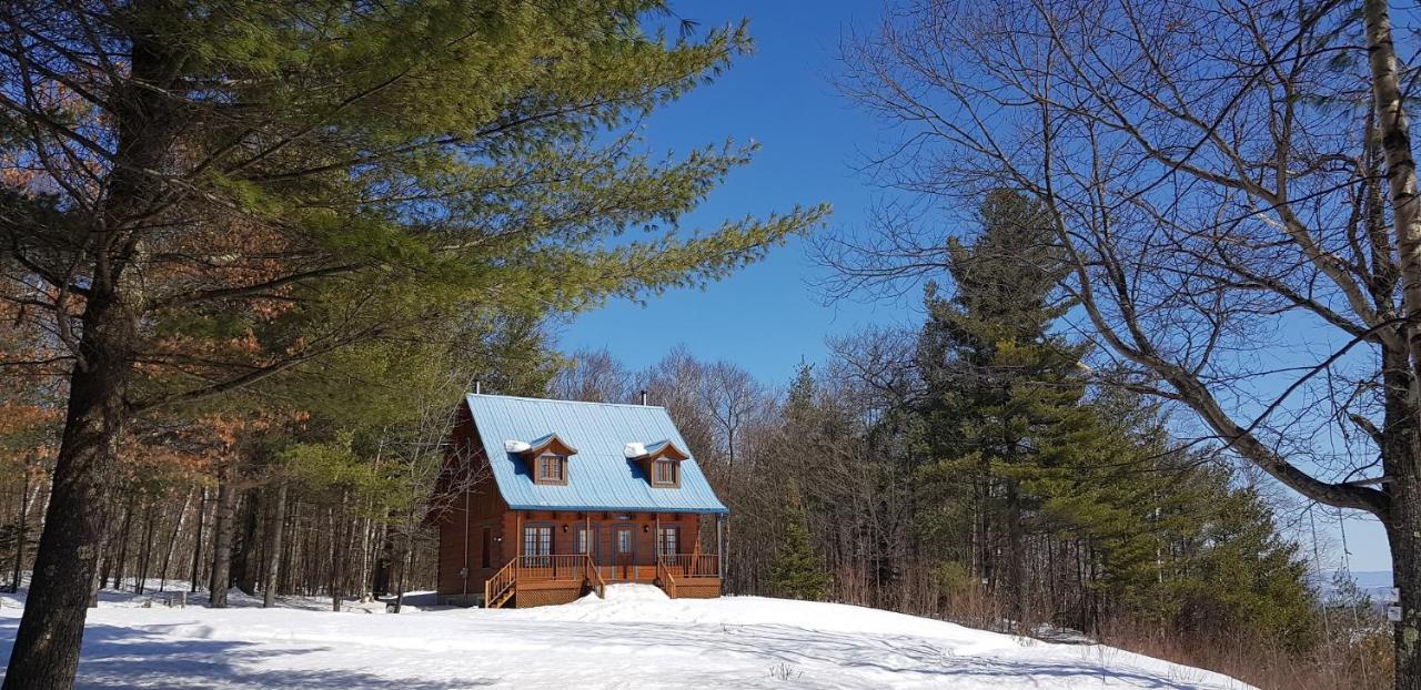 Les Chalets Sur Le Cap Saint Joachim Екстериор снимка